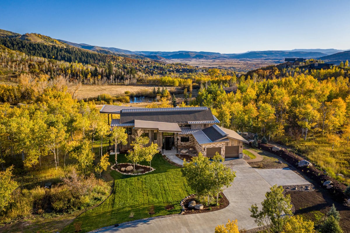 Colorado mountain retreat available through Ember Exchange